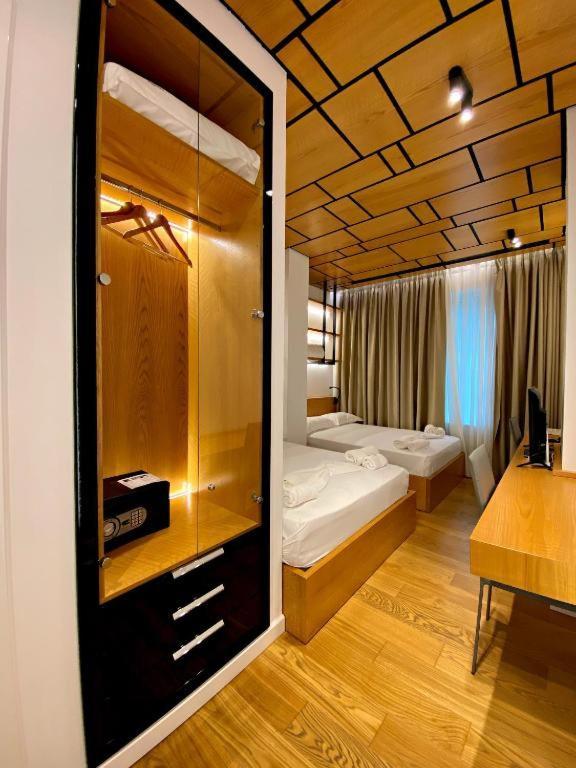 Crown Boutique Hotel Durres Luaran gambar