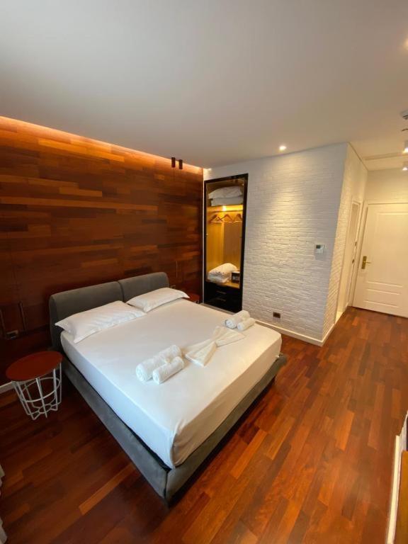 Crown Boutique Hotel Durres Luaran gambar